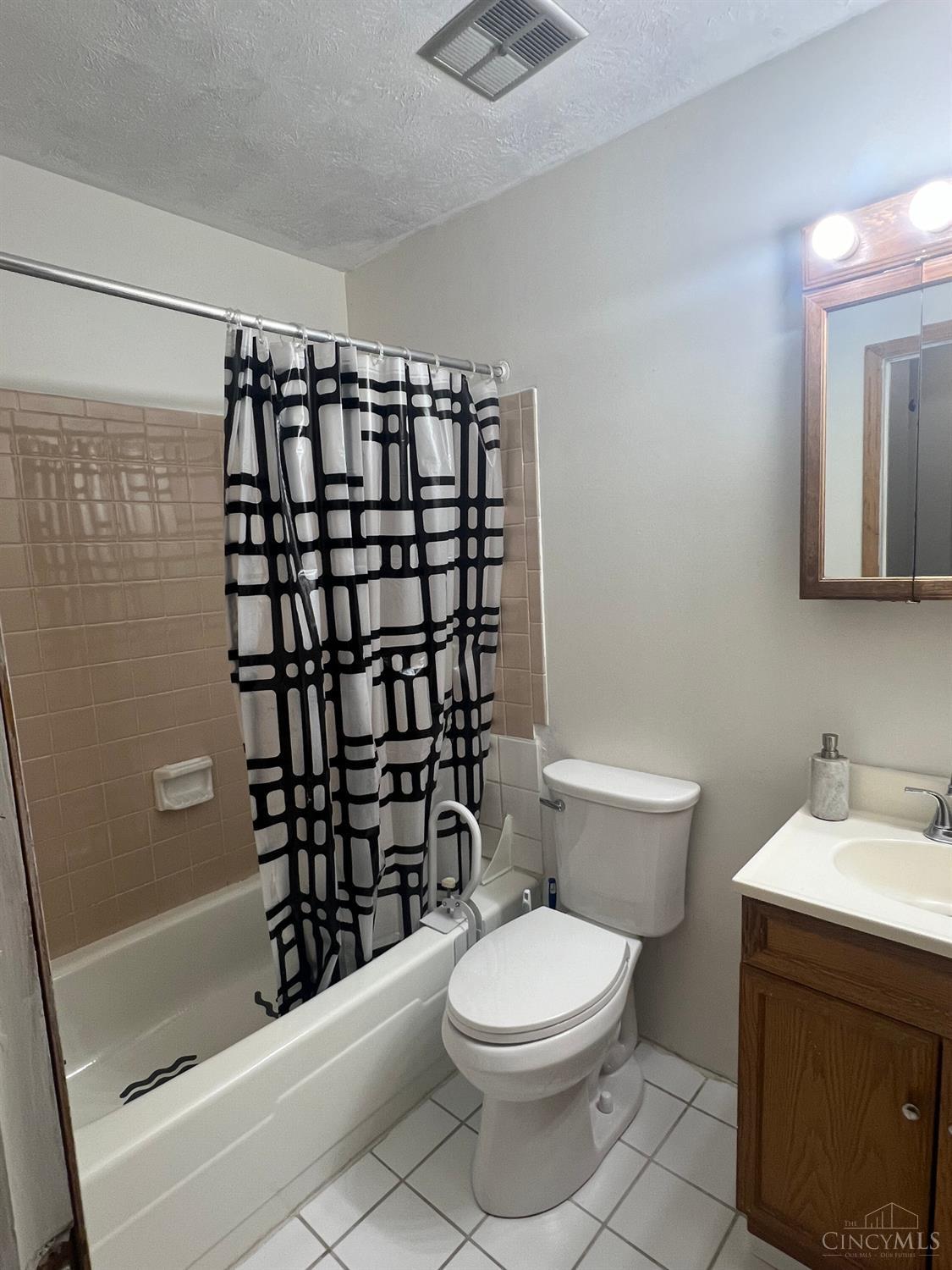 6126 Ricky Drive Fairfield, OH 45014 - Photo 19 of 41 Gallery Image 19