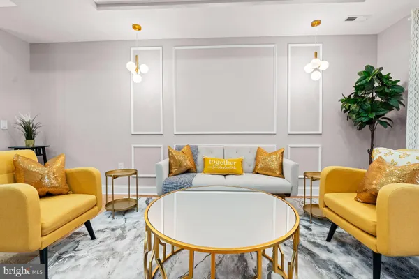 $299,999 | 2785 The Alameda, Baltimore, MD 21218