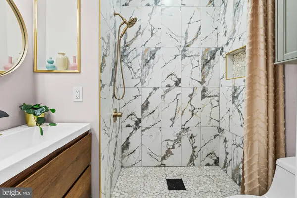 $299,999 | 2785 The Alameda, Baltimore, MD 21218