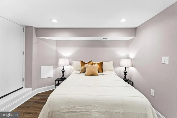 $299,999 | 2785 The Alameda, Baltimore, MD 21218