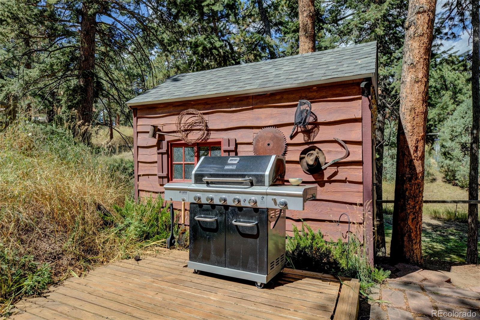 334 Spruce Road Golden, CO 80401 - Photo 12 of 35