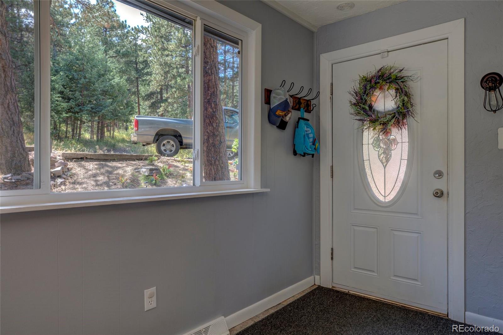 334 Spruce Road Golden, CO 80401 - Photo 14 of 35