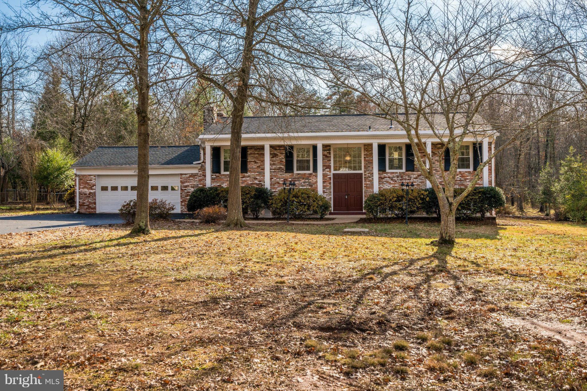 3827 Dumfries Road Catlett, VA 20119 - Photo 1 of 26 Exterior (Front)