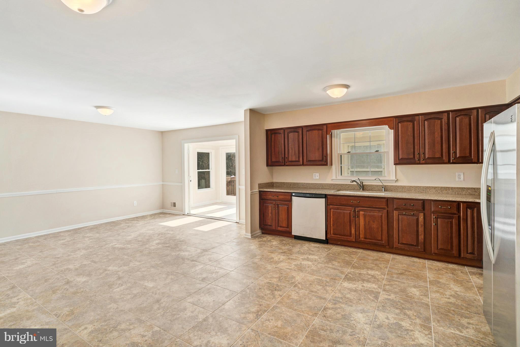 3827 Dumfries Road Catlett, VA 20119 - Photo 8 of 26 Kitchen