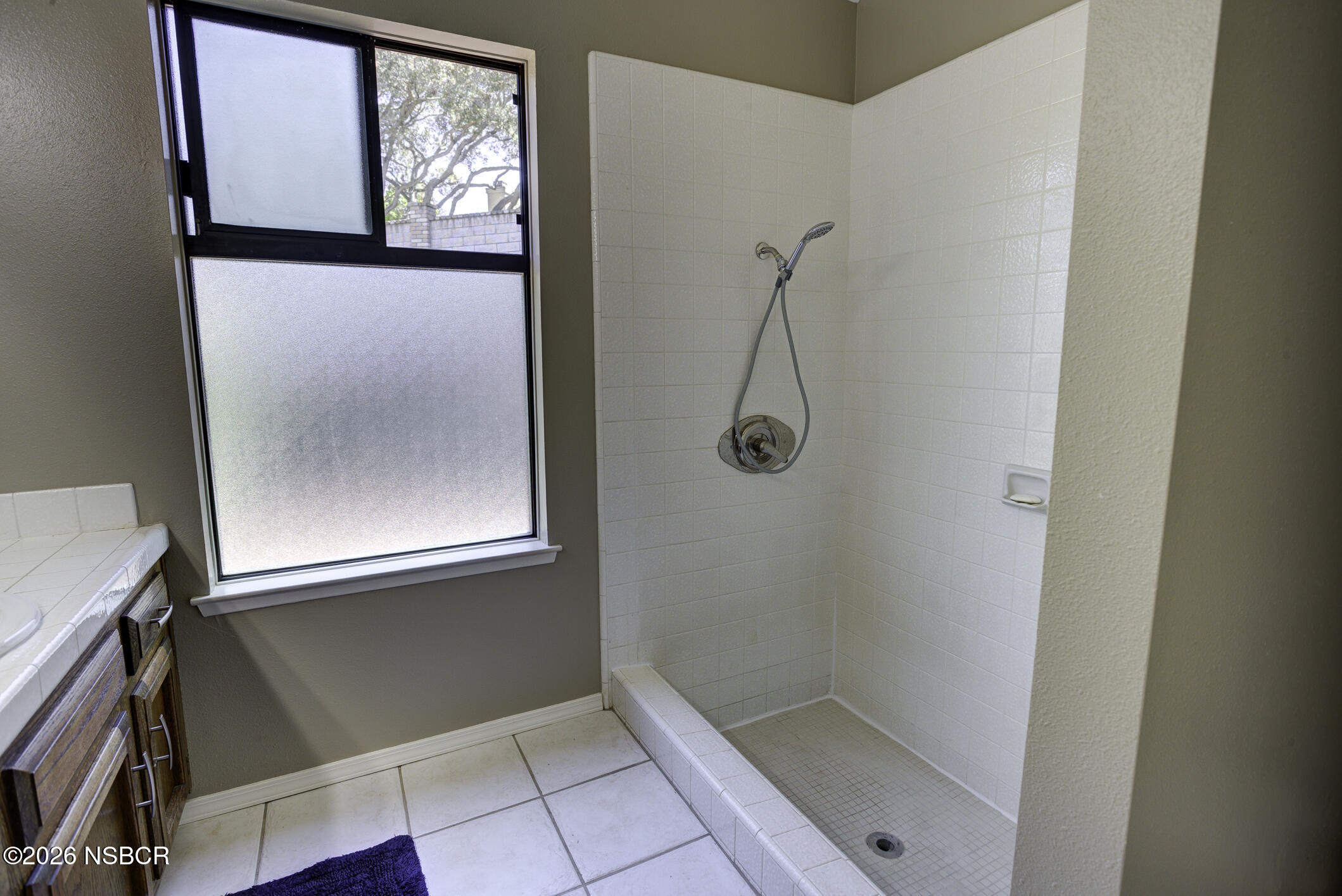 1470 Oakridge Park Road Santa Maria, CA 93455 - Photo 25 of 52 1470 OAKRIDGE PARK RD SANTA MARIA-38