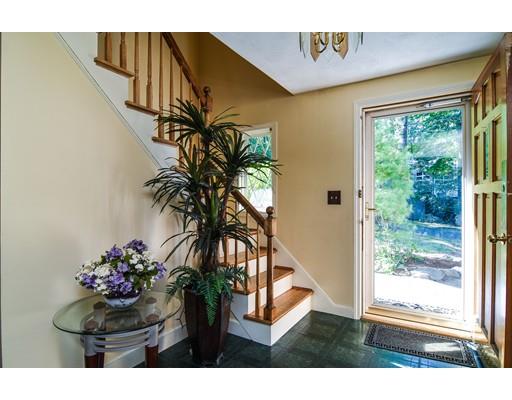 14 Emily Road Framingham, MA 01701 - Photo 3 of 27 Gallery Image 3