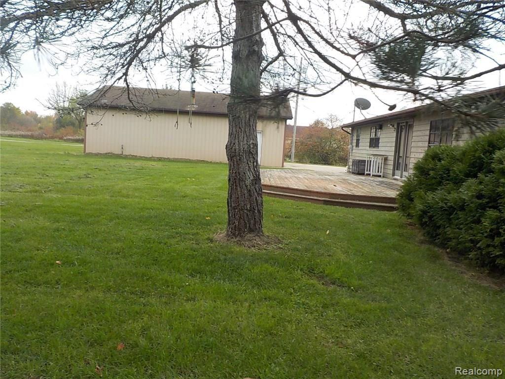 6372 North Belsay Road Flint, MI 48506 - Photo 7 of 25 DSCN8773.JPG