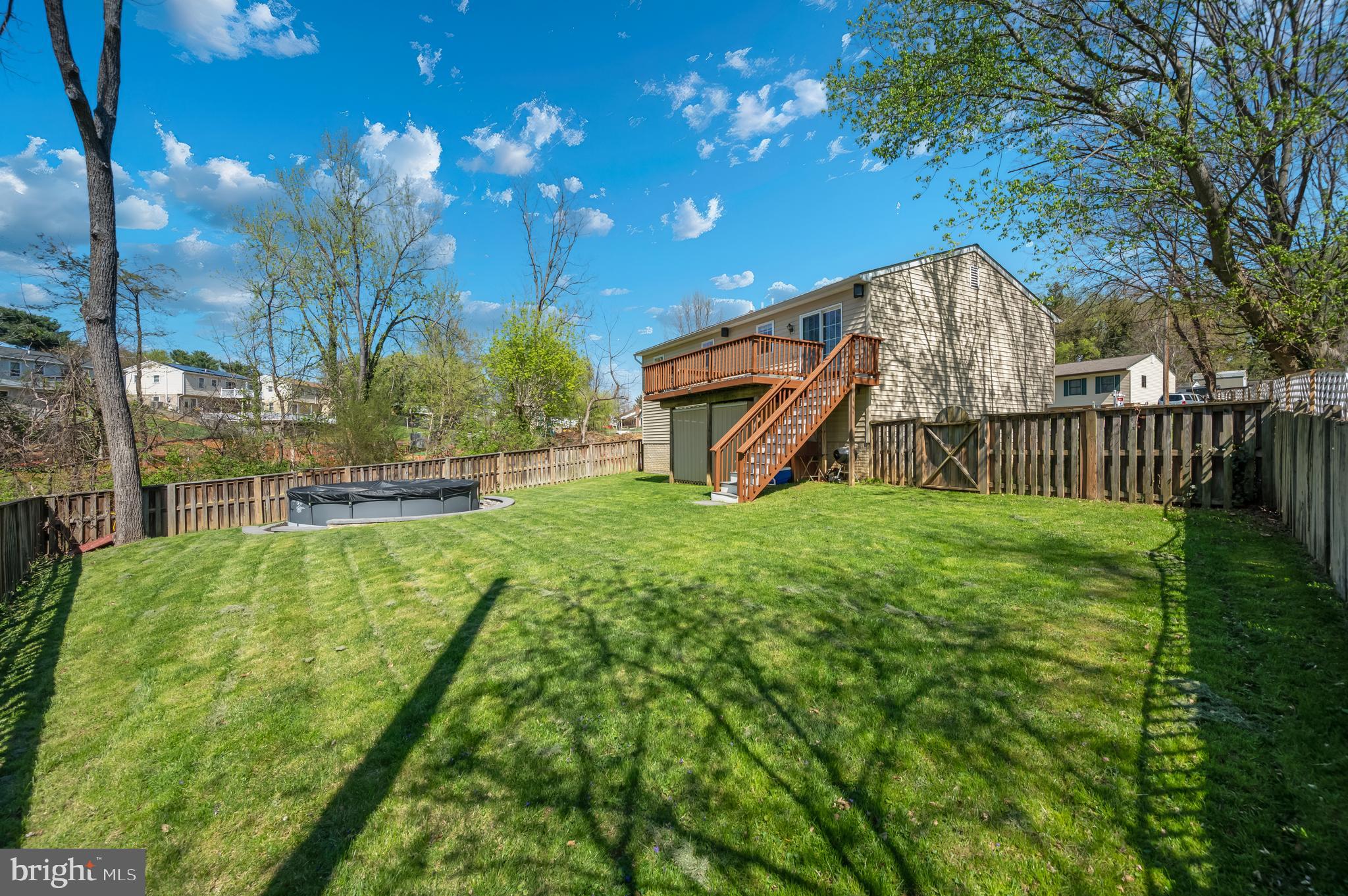 1107 2nd Avenue Brunswick, MD 21716 - Photo 40 of 52 a view of an outdoor space with a garden