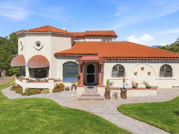 $1,300,000 | 4557 Mayapan Drive, La Mesa, CA 91941