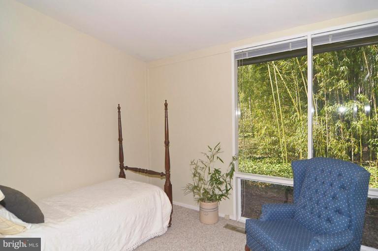 7704 Elba Road Alexandria, VA 22306 - Photo 12 of 27 Bedroom #4
