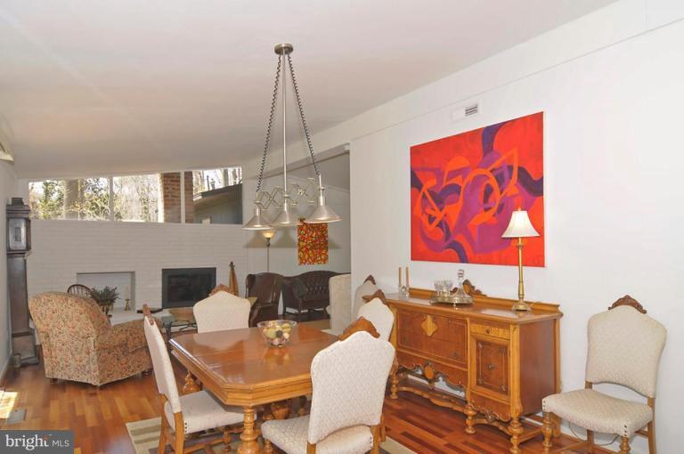 7704 Elba Road Alexandria, VA 22306 - Photo 20 of 27 Dining Area