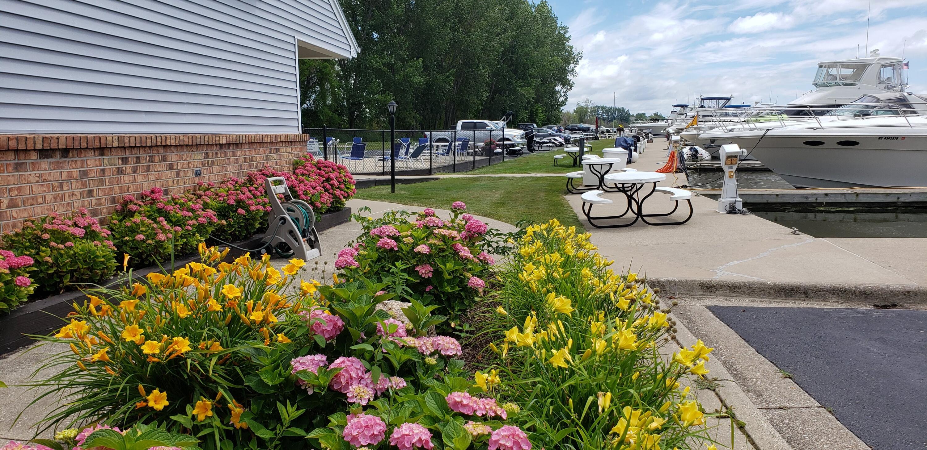 910 West Savidge Street, Unit 40 Spring Lake, MI 49456 - Photo 6 of 6 20200710_150445 (1)