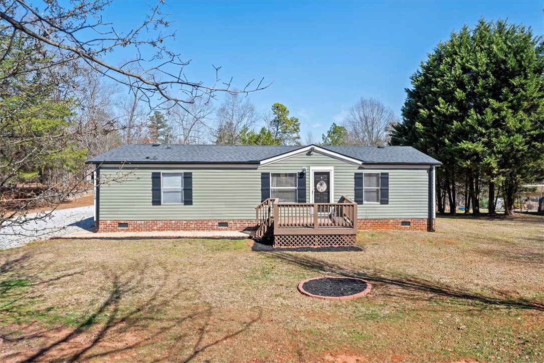 116 Steve Nix Road Seneca, SC 29678 - Photo 3 of 50 Gallery Image 3