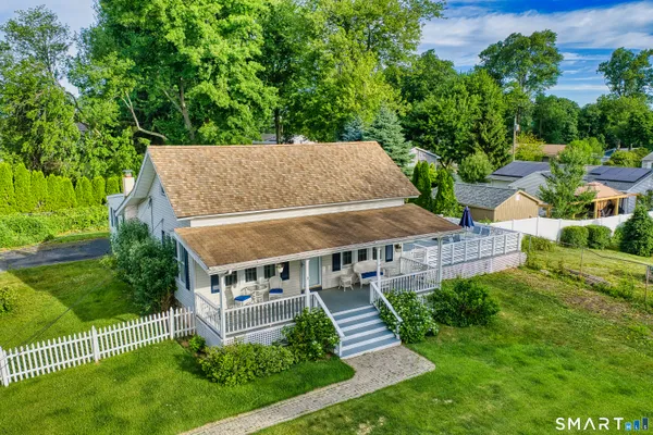 $595,000 | 79 Soundview Avenue, Milford, CT 06460
