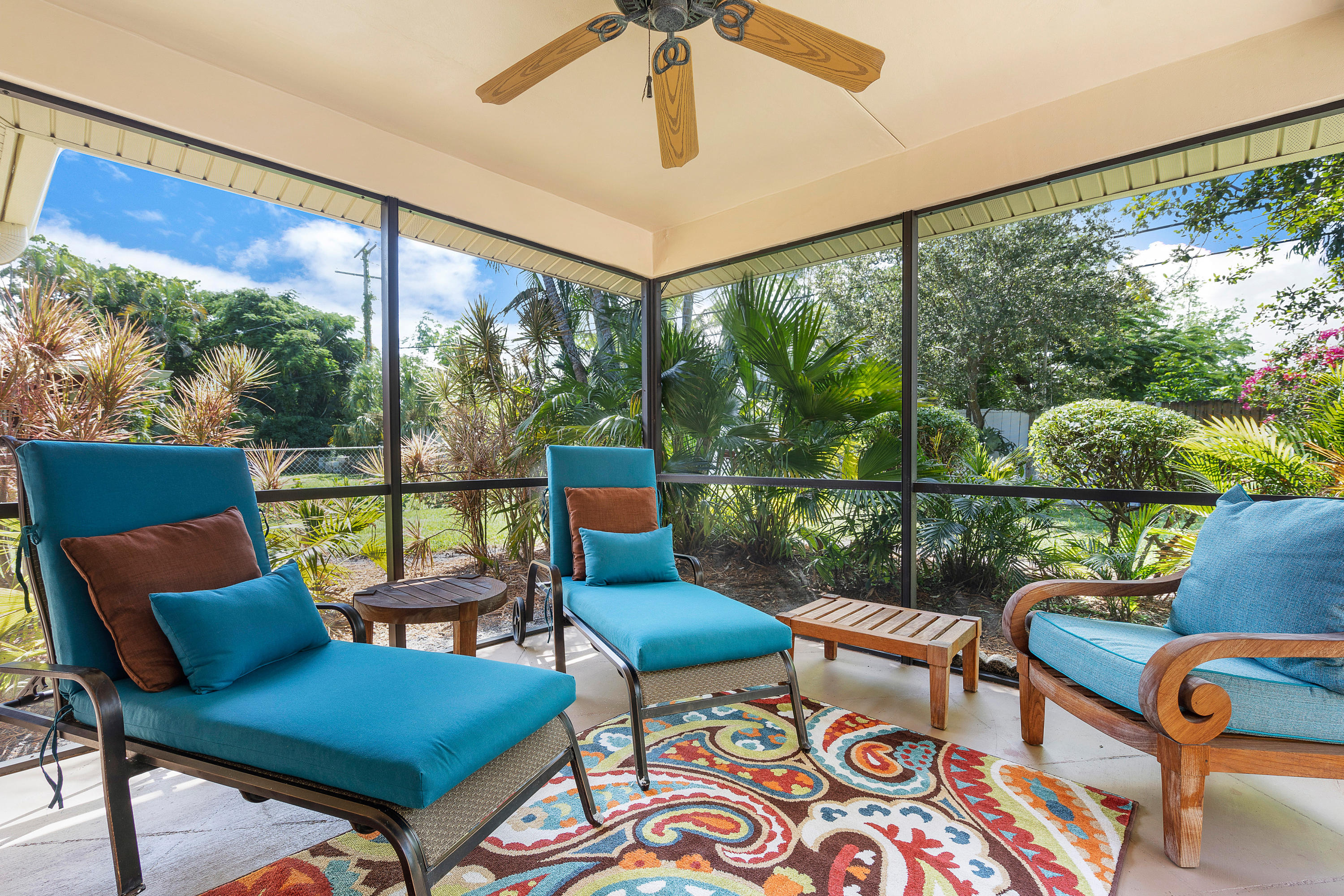 1101 Northwest 3rd Avenue Boca Raton, FL 33432 - Photo 23 of 27 Screened Patio