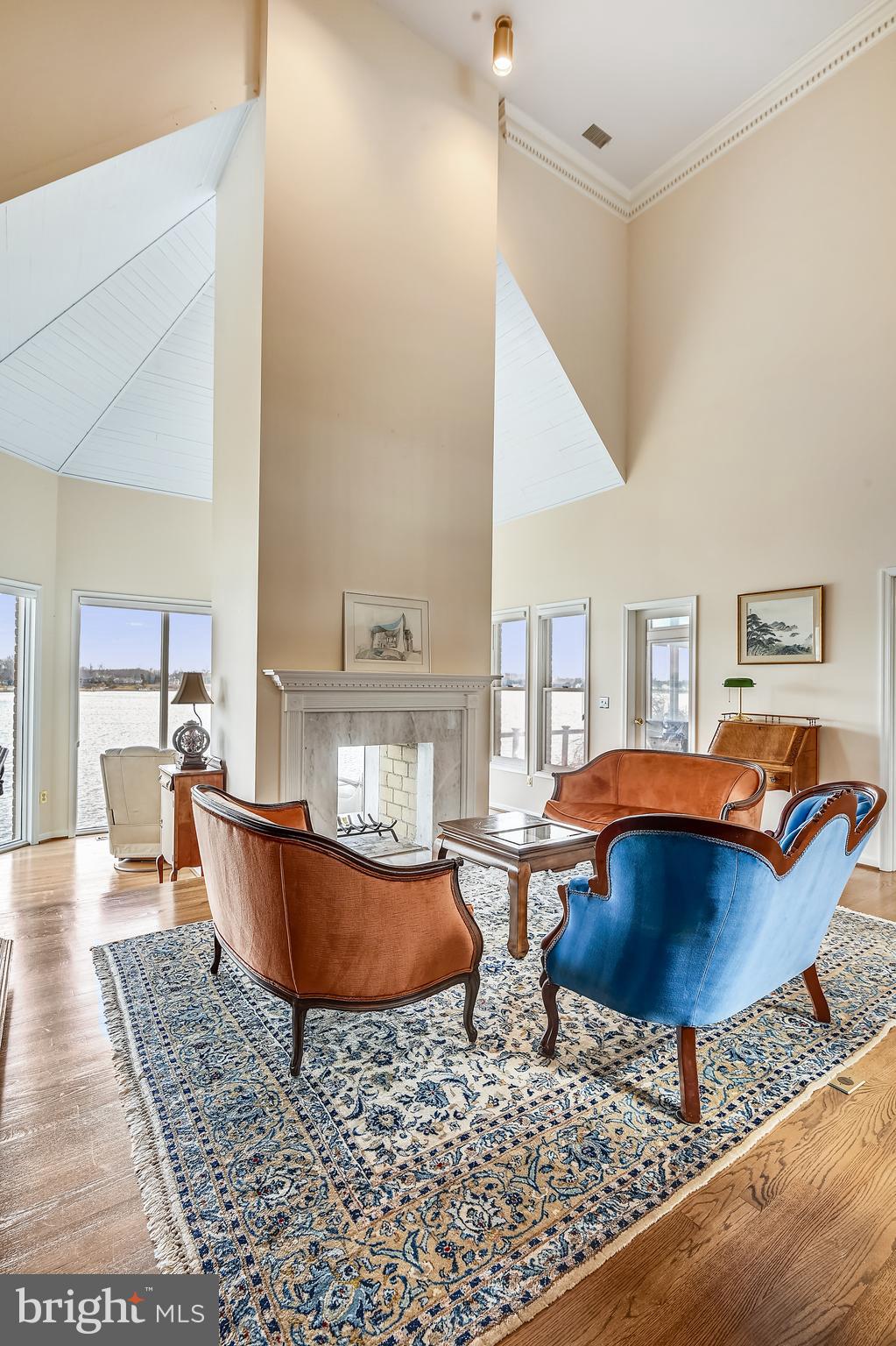450 South River Landing Road Edgewater, MD 21037 - Photo 16 of 68 20 ft ceiling in Great Rm