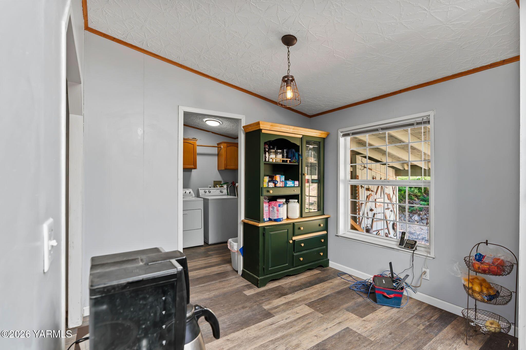 14190 North Wenas Road Selah, WA 98942 - Photo 11 of 35 27_14190 N Wenas Rd-15