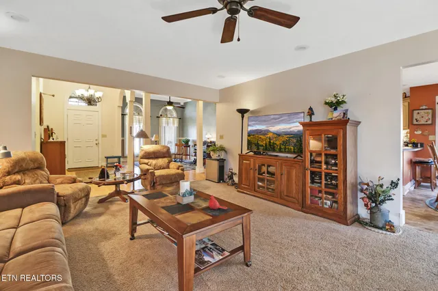 $475,000 | 222 Amherst Lane, Crossville, TN 38558