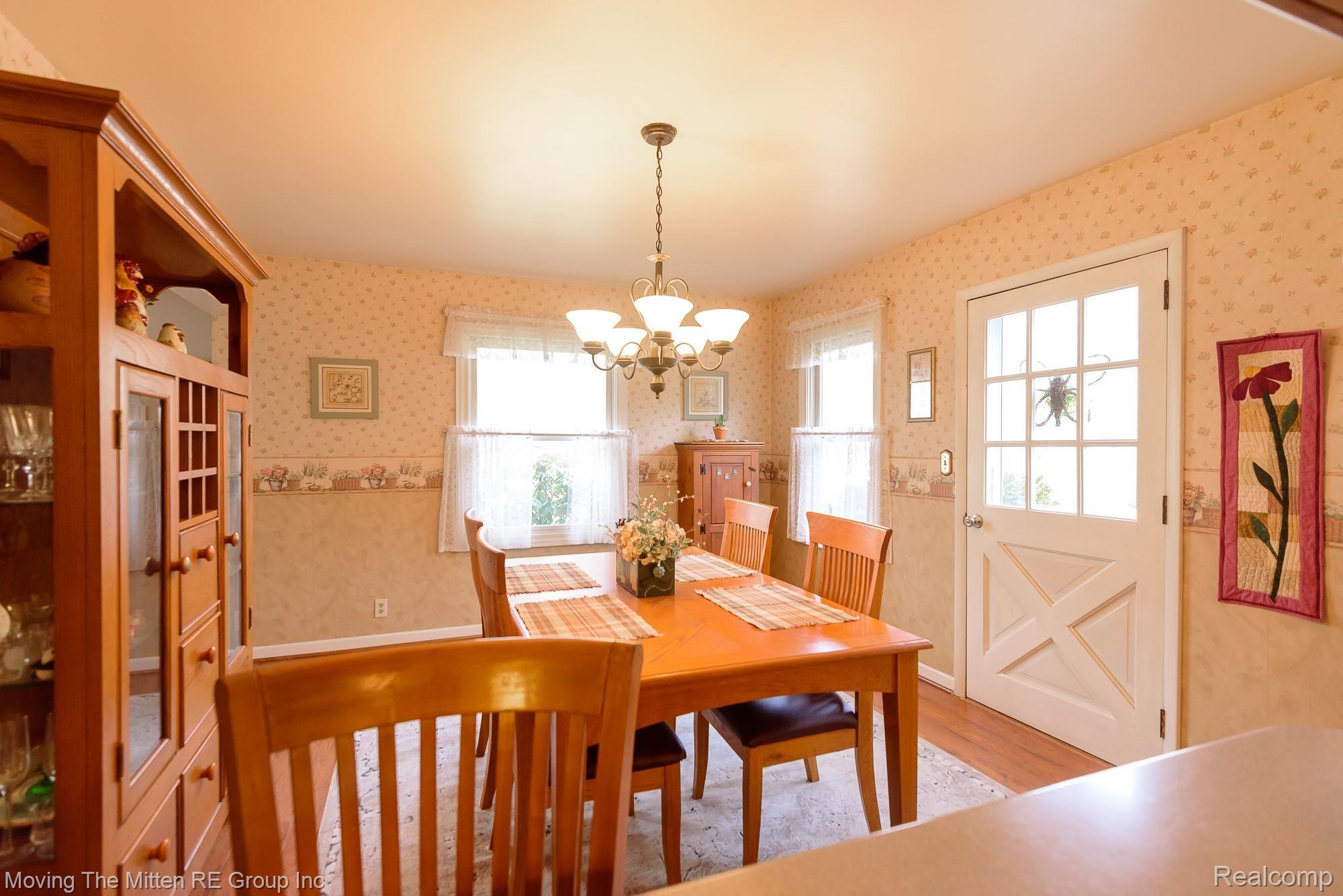 42797 Fret Road Belleville, MI 48111 - Photo 19 of 59 19.jpg