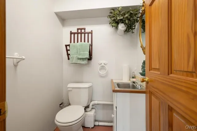 $315,000 | 6450 Paino Road, Eaton, NY 13346