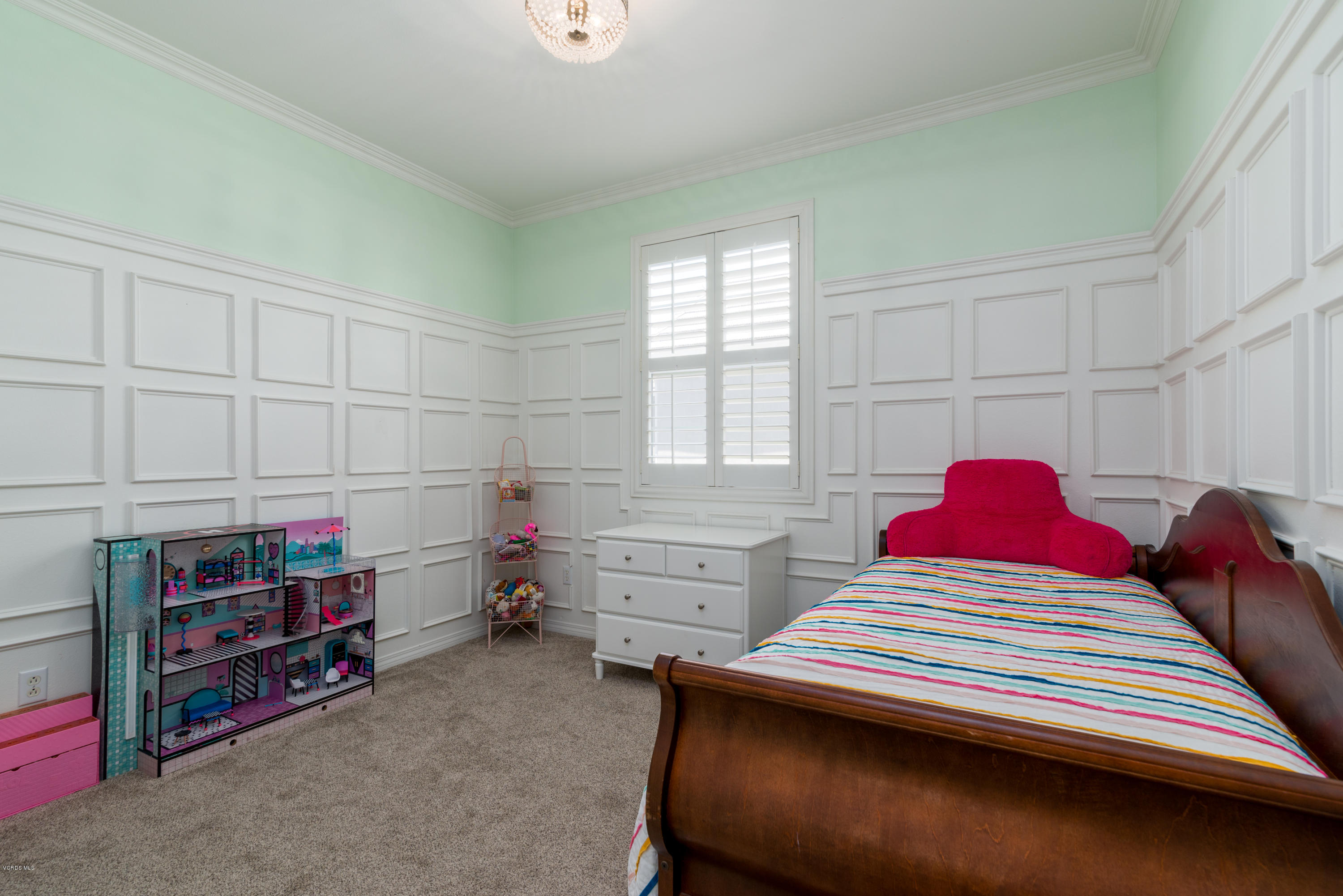 421 Spring Park Road Camarillo, CA 93012 - Photo 26 of 51 a view of a bedroom with toys and closet