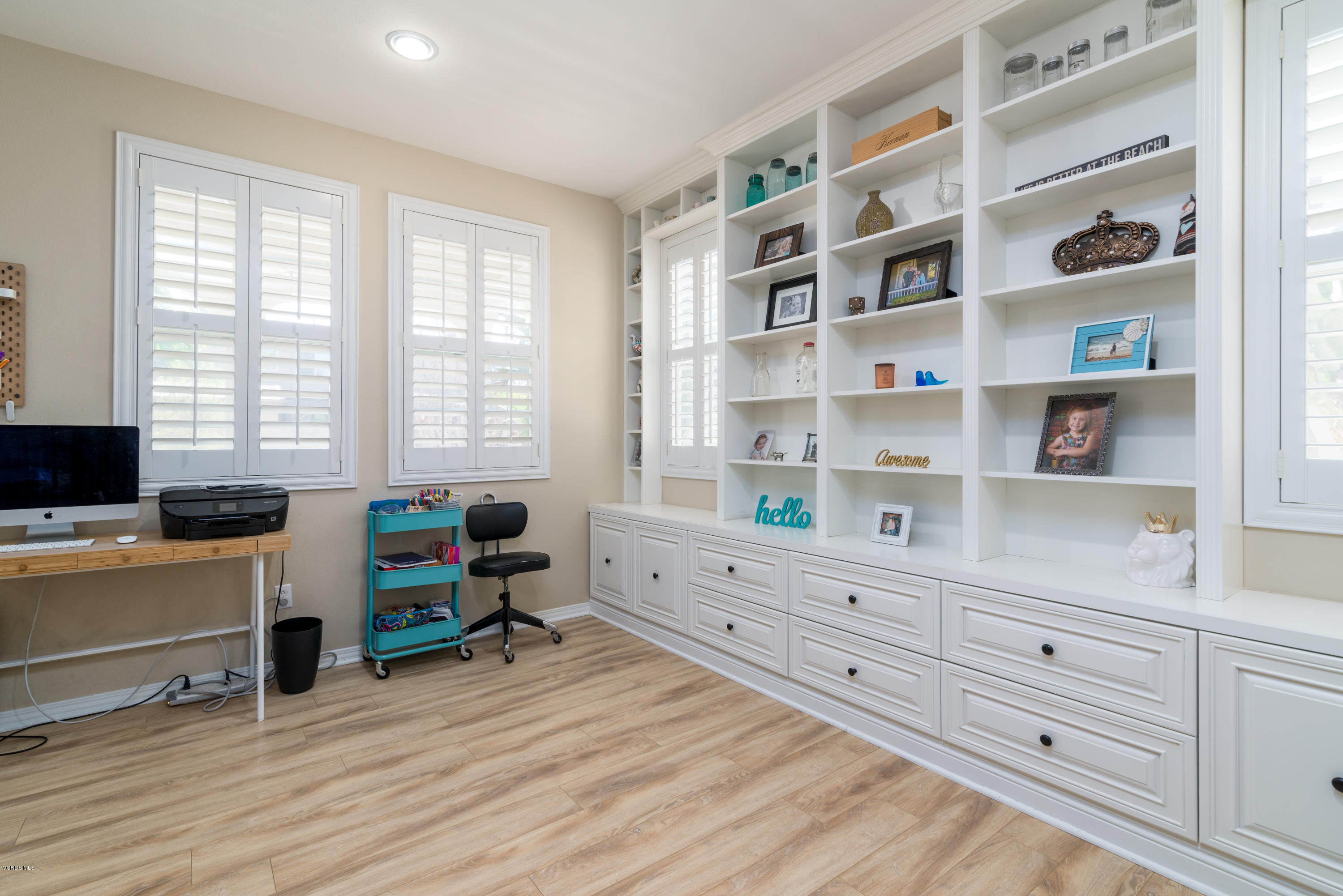 421 Spring Park Road Camarillo, CA 93012 - Photo 6 of 51 a room with a workspace