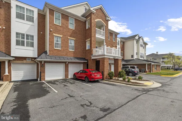 $465,000 | 1408 Wigeon Way, Unit 301, Gambrills, MD 21054