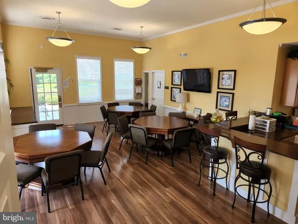 $465,000 | 1408 Wigeon Way, Unit 301, Gambrills, MD 21054