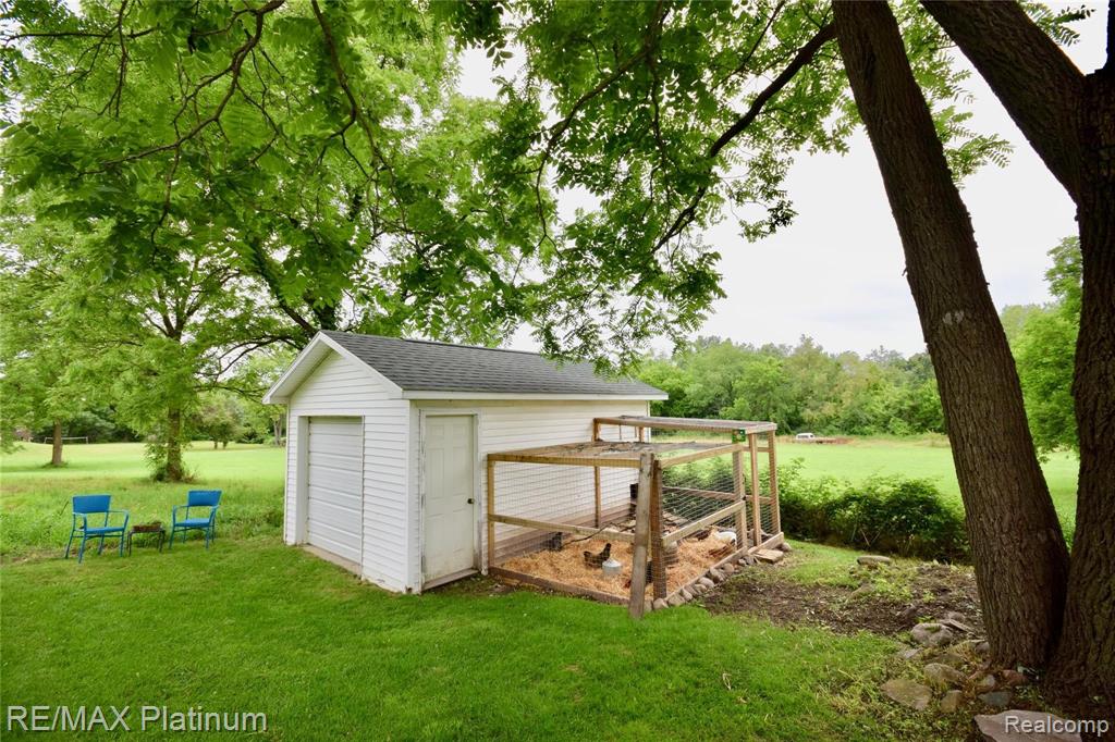 9163 Hogan Road Fenton, MI 48430 - Photo 29 of 34