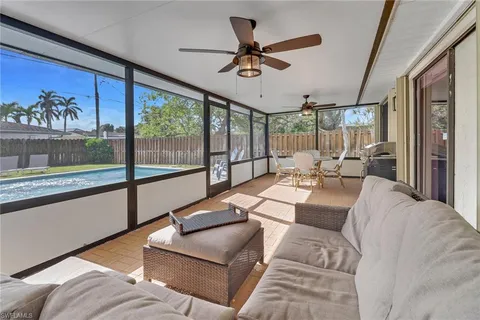 $699,900 | 754 95th Avenue North, Naples, FL 34108