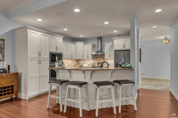 $575,000 | 2250 Lake Pointe Drive, Unit 1502, Lawrence, KS 66049