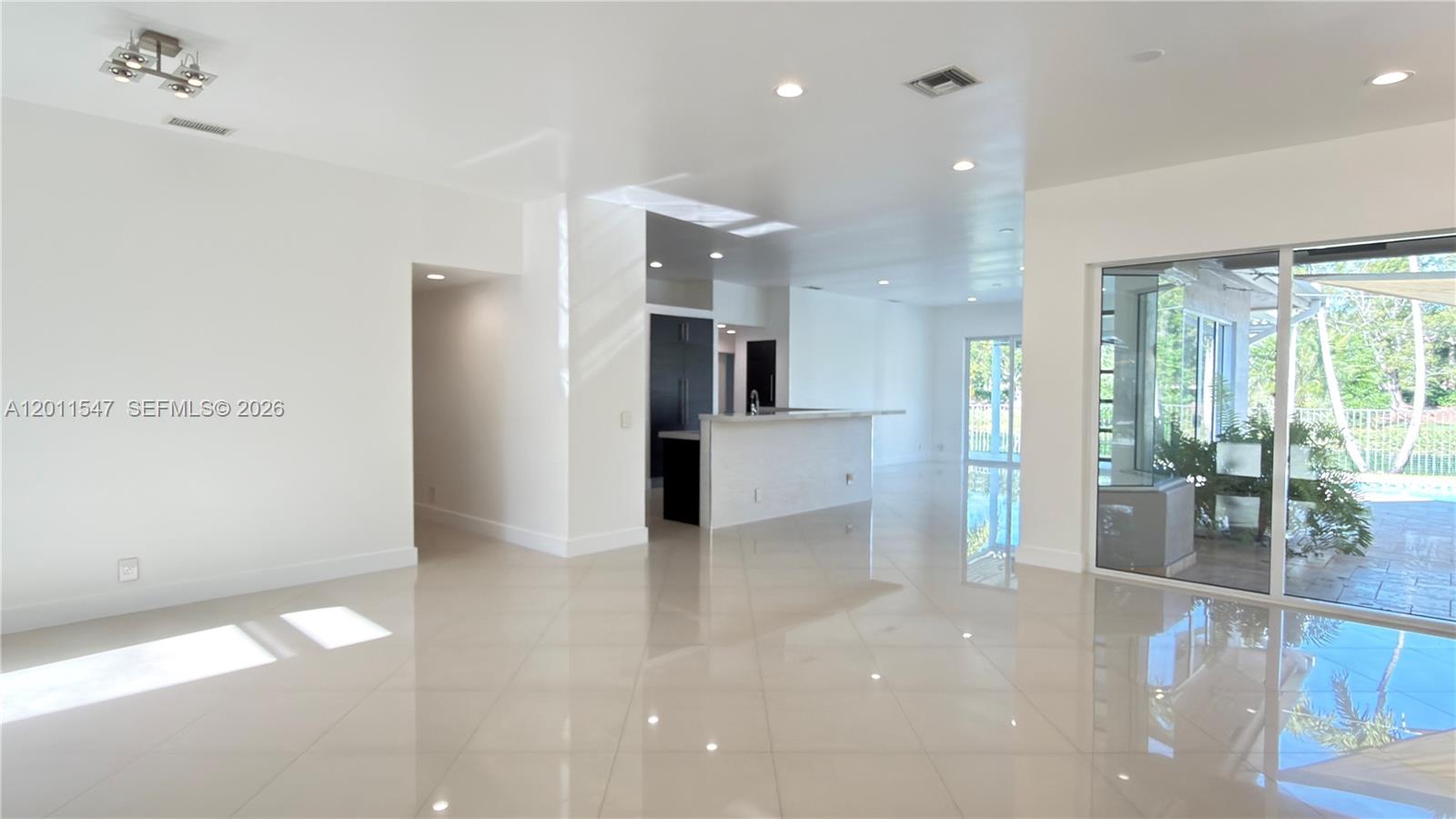 3767 Oak Ridge Circle, Unit 3767 Weston, FL 33331 - Photo 8 of 91