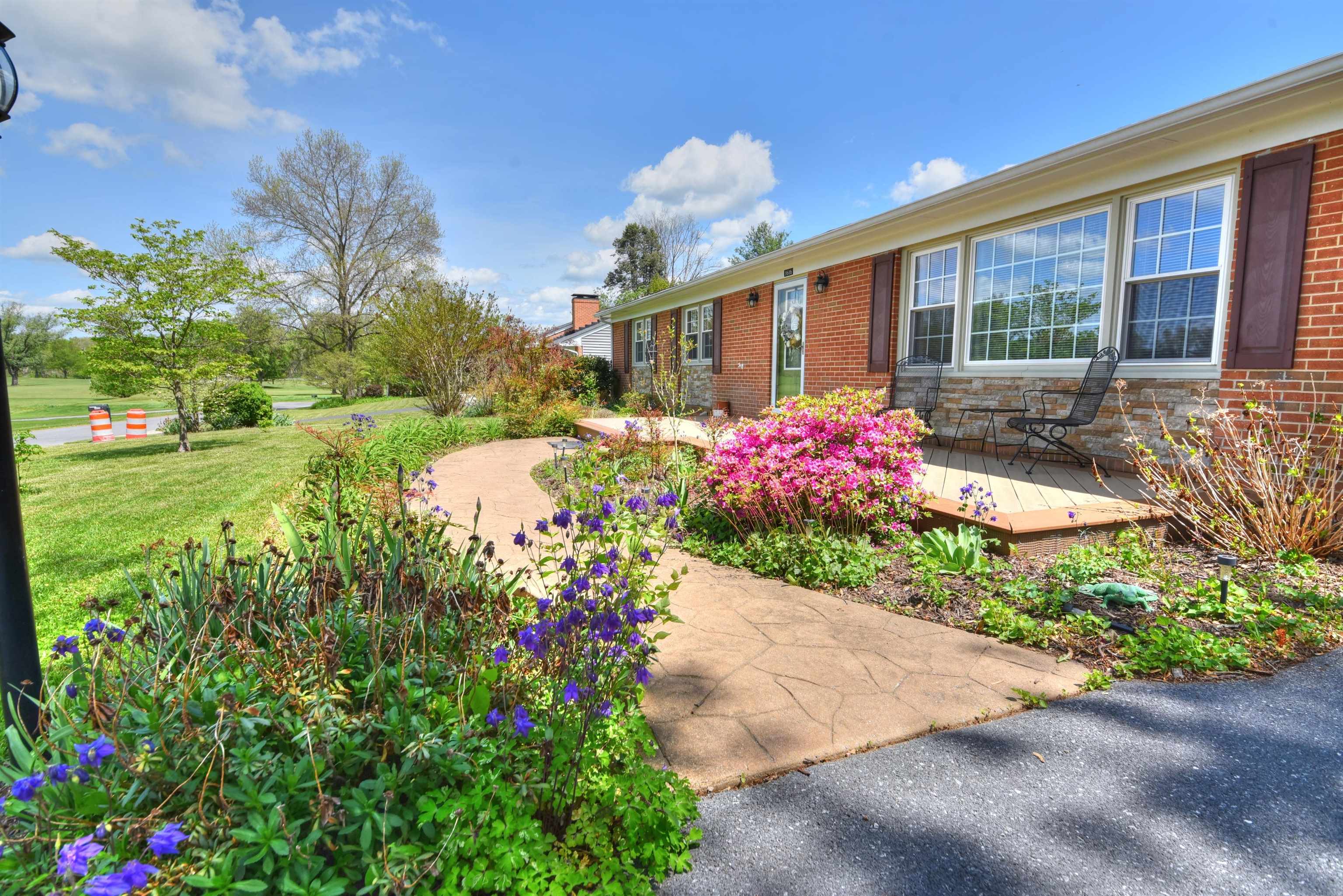 1616 Armistead Road Waynesboro, VA 22980 - Photo 2 of 52 Gallery Image 2