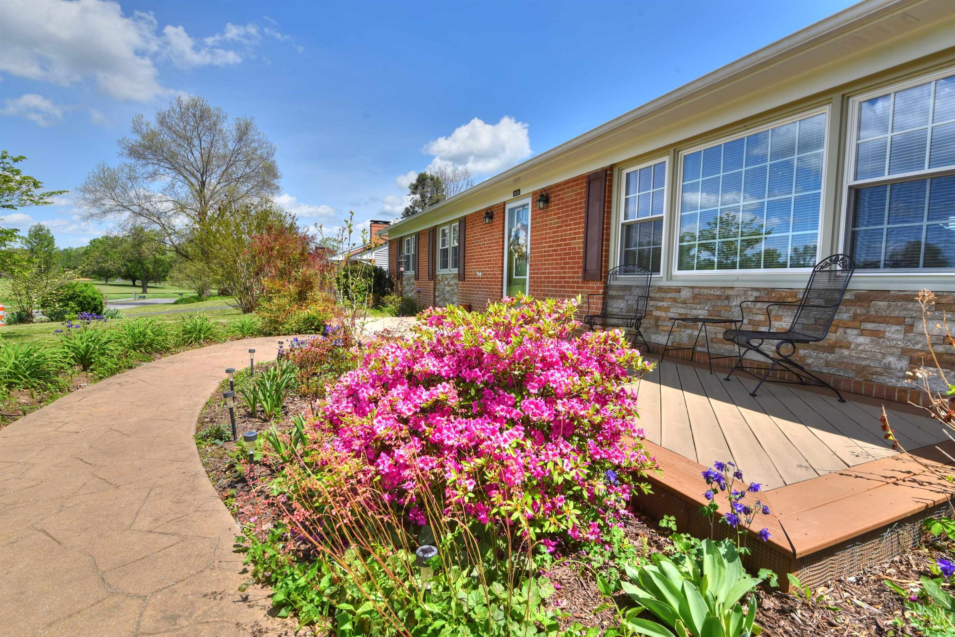 1616 Armistead Road Waynesboro, VA 22980 - Photo 3 of 52 Gallery Image 3