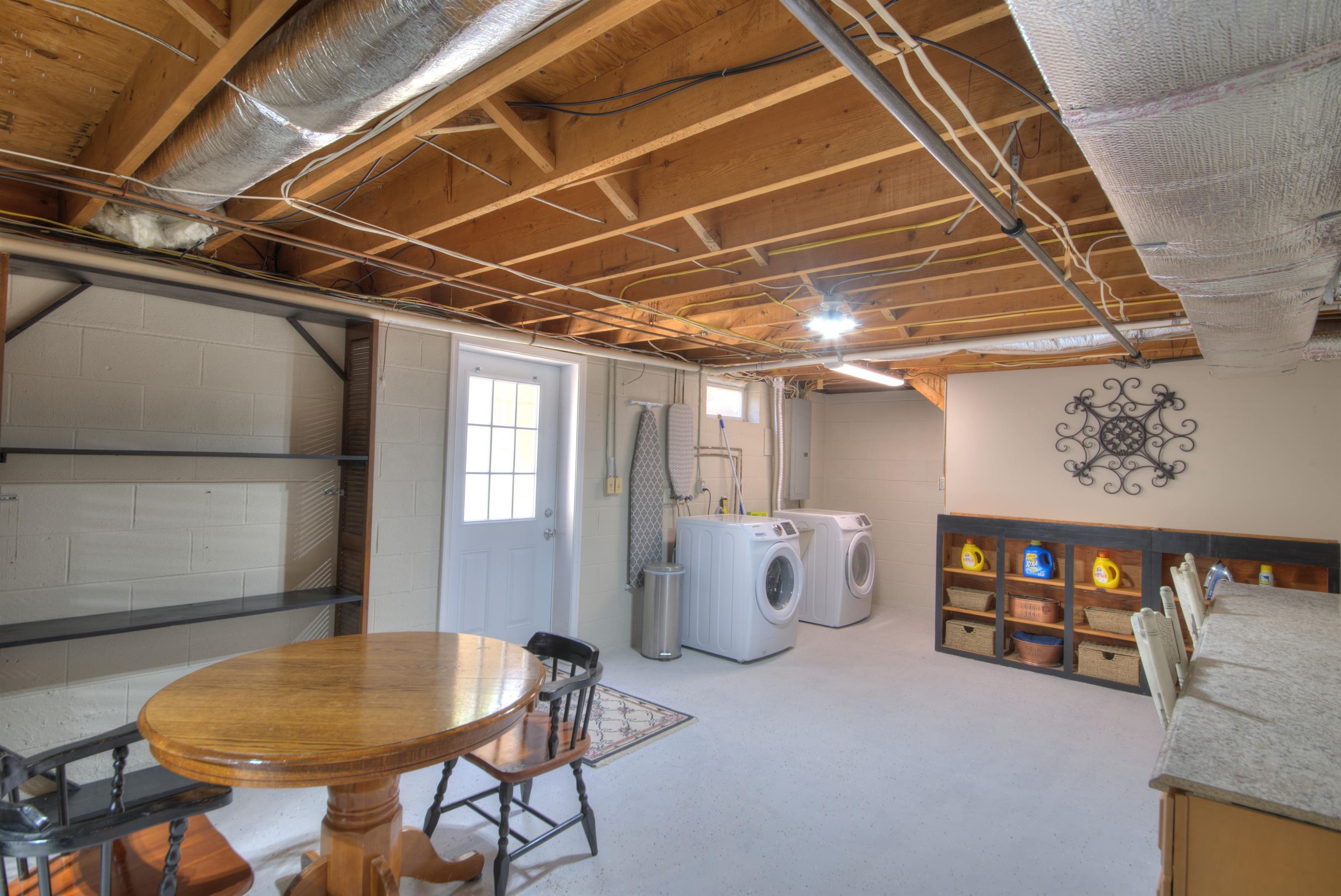 1616 Armistead Road Waynesboro, VA 22980 - Photo 39 of 52 Gallery Image 39