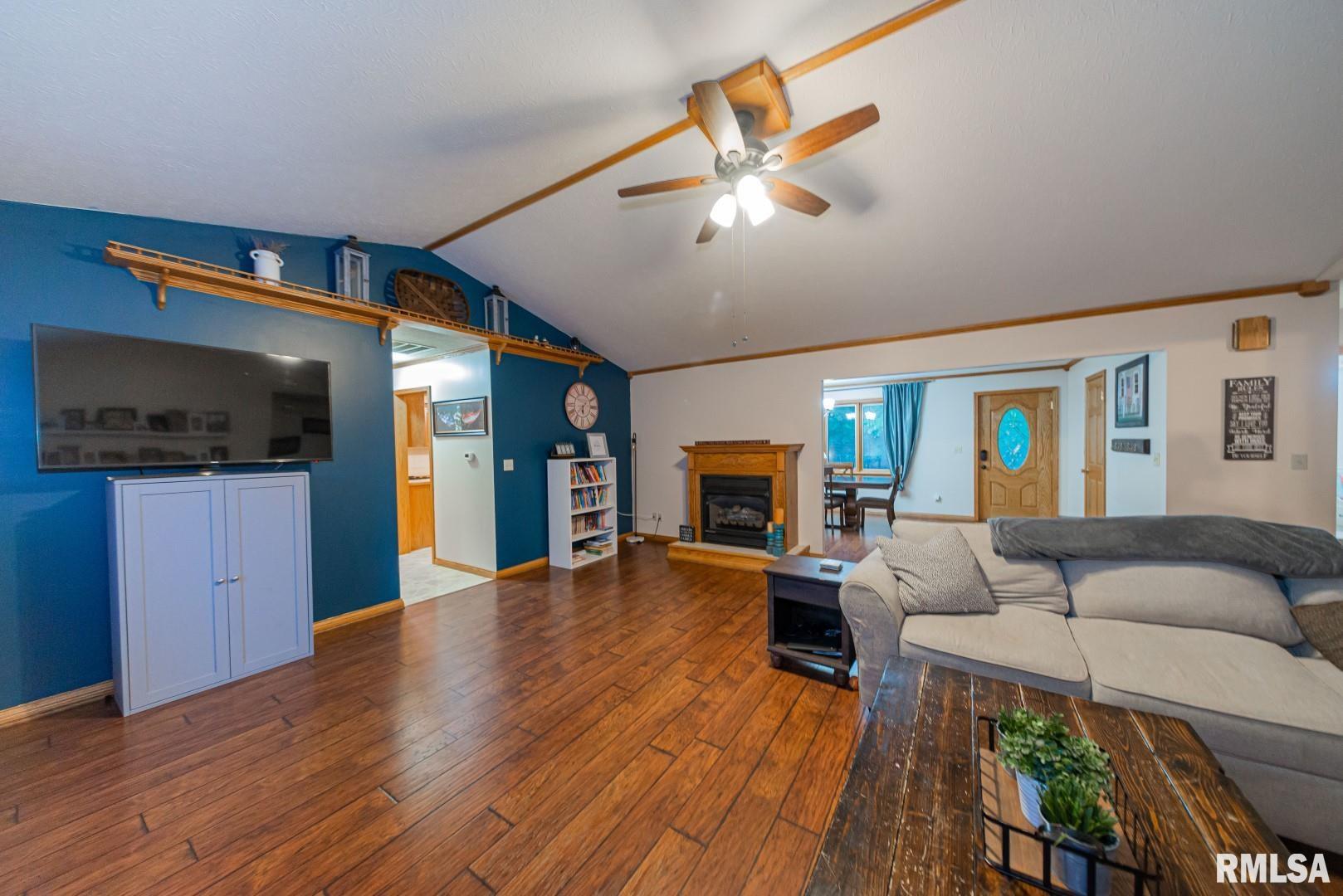 2006 Buckley Road Marion, IL 62959 - Photo 22 of 40 Gallery Image 22