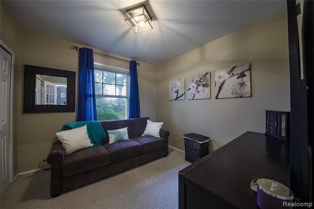 795 West Maple Road Clawson, MI 48017 - Photo 14 of 18