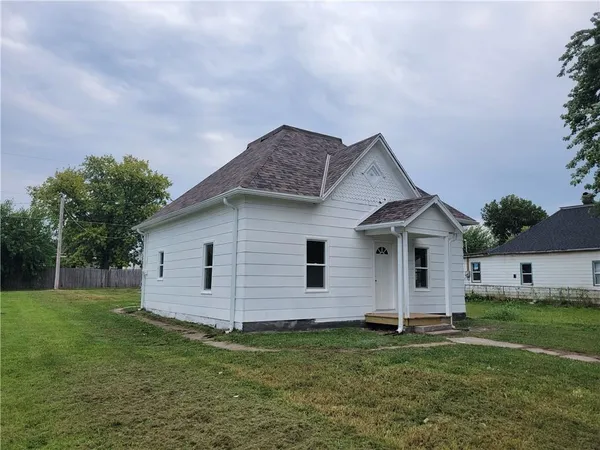 $114,000 | 6211 Washington Street, St. Joseph, MO 64504