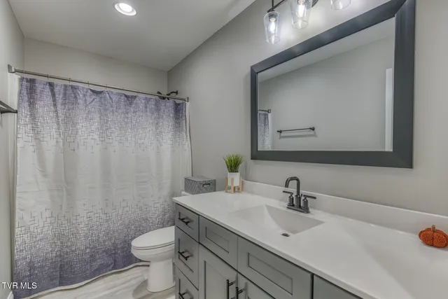 $499,900 | 105 Grants Way, Elizabethton, TN 37643