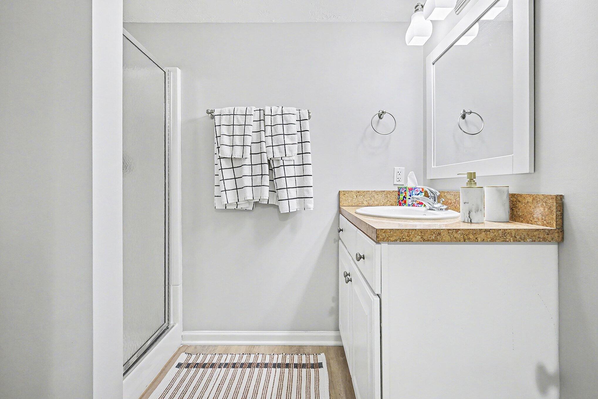 2211 Ridgewood Avenue Southeast Grand Rapids, MI 49546 - Photo 21 of 30 21
