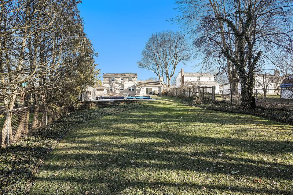 2211 Ridgewood Avenue Southeast Grand Rapids, MI 49546 - Photo 25 of 30 .