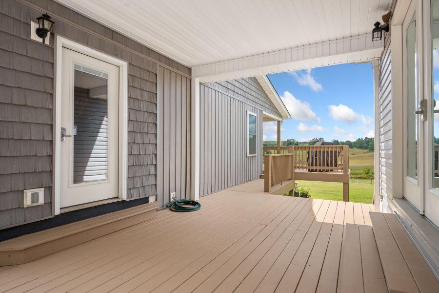 446 Good Neighbors Road Northeast Check, VA 24072 - Photo 48 of 93 Breezeway