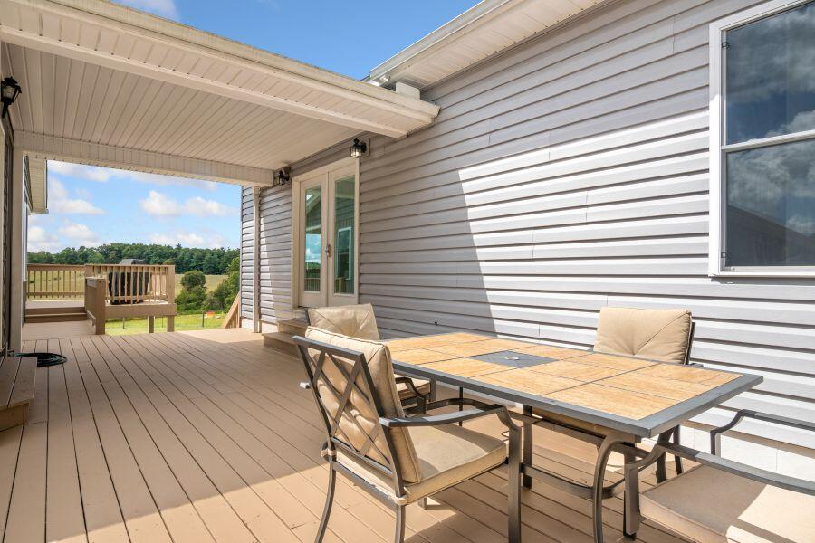 446 Good Neighbors Road Northeast Check, VA 24072 - Photo 49 of 93 Breezeway2