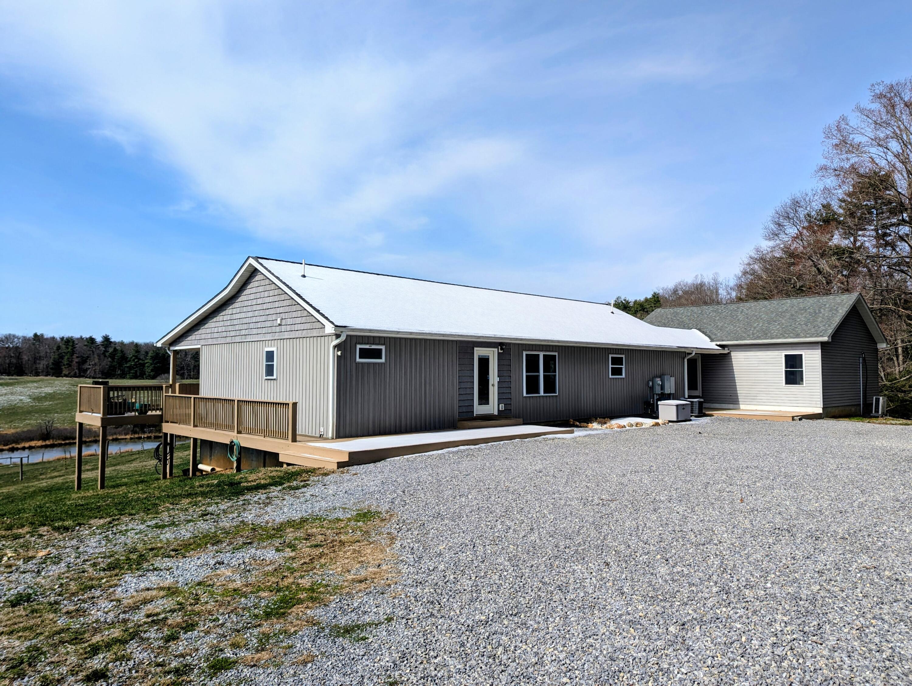 446 Good Neighbors Road Northeast Check, VA 24072 - Photo 6 of 93 1 (15)