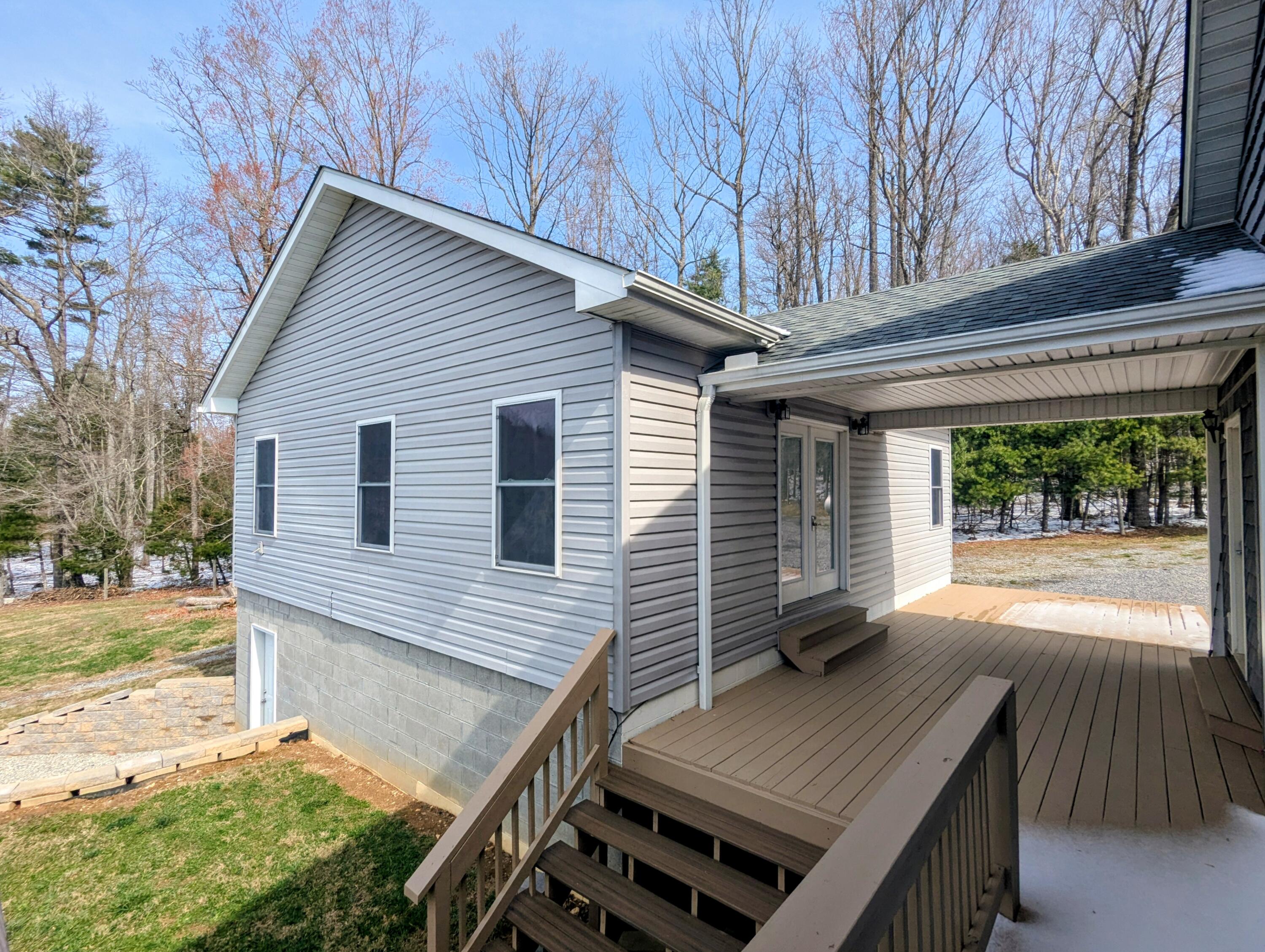 446 Good Neighbors Road Northeast Check, VA 24072 - Photo 9 of 93 1 (22)