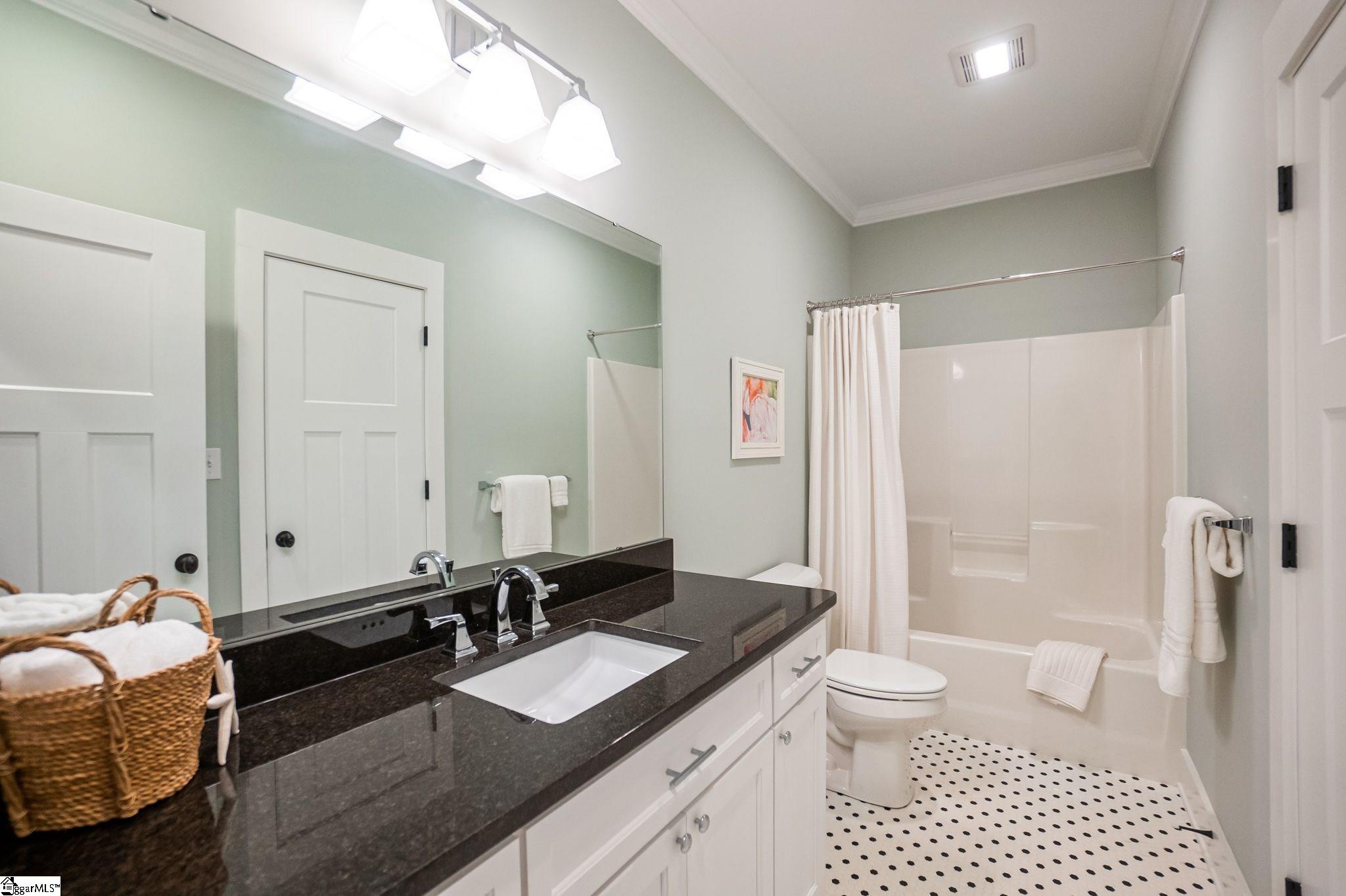 555 Deep Water Court Inman, SC 29349 - Photo 23 of 36