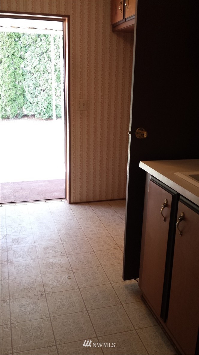 7591 Rd D.5 Northeast Moses Lake, WA 98837 - Photo 21 of 23 Gallery Image 21