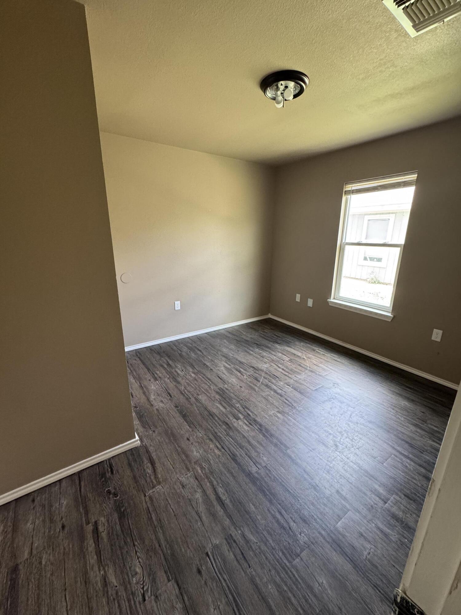 301 36th Street, Unit A & B Lubbock, TX 79404 - Photo 9 of 19 IMG_9536