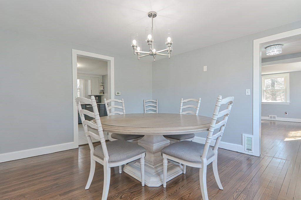 29 Oaks Road Framingham, MA 01702 - Photo 11 of 32 Gallery Image 11