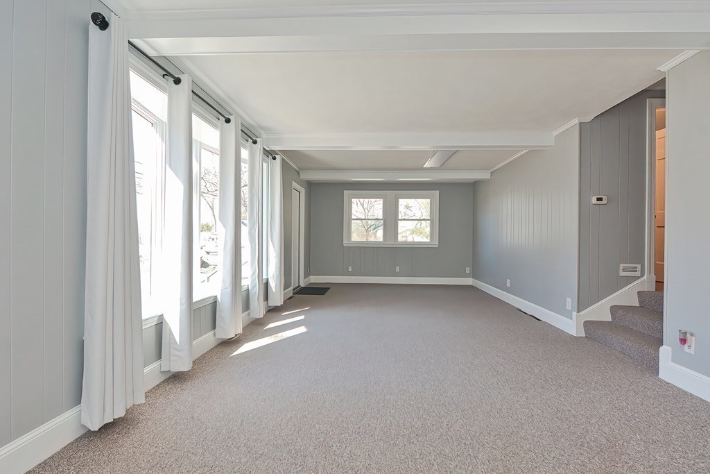 29 Oaks Road Framingham, MA 01702 - Photo 12 of 32 Gallery Image 12